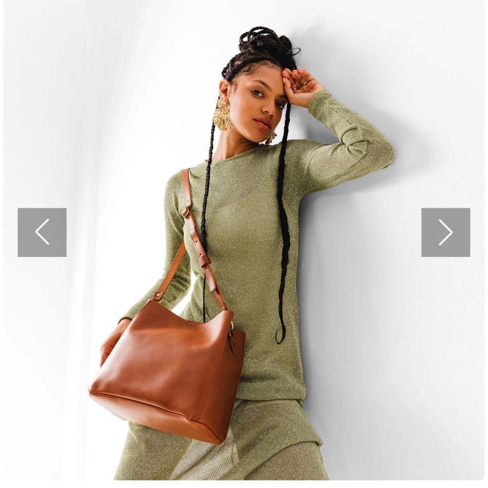 Portland leather BUTTERFLY BUCKET BAG